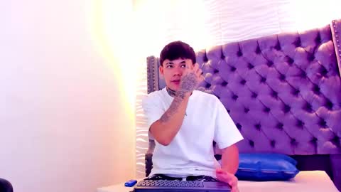 Snapshot of seven_turner chatting on February 2026 04:38:01 AM seven_turner online show from February 2026 04:38:01 AM