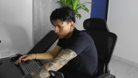 Snapshot of sex_love_sweat chatting on May 2026 02:49:02 AM sex_love_sweat online show from May 2026 02:49:02 AM