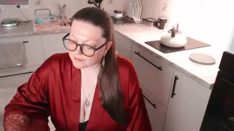 Roxy Kate Mary Alex Arnold online show from July 2026 11:17:02 AM