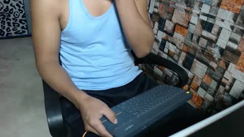 Snapshot of sexatlexx chatting on December 2025 02:27:01 AM arnold online show from December 2025 02:27:01 AM