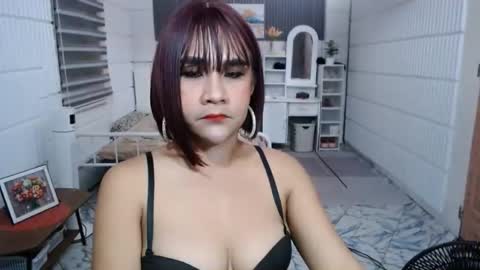 MS Anna online show from September 2025 02:44:01 AM