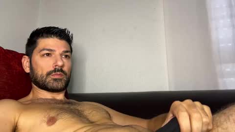 Lucenzo  online show from November 2025 02:07:02 PM