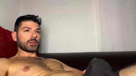 Lucenzo  online show from November 2025 11:25:02 PM