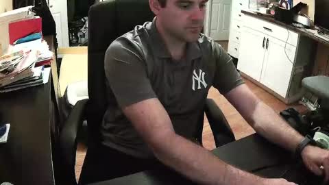 Kyle online show from September 2025 12:00:02 AM