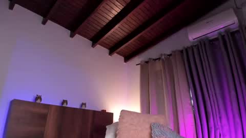 ... Camila ... online show from February 2025 04:35:02 PM