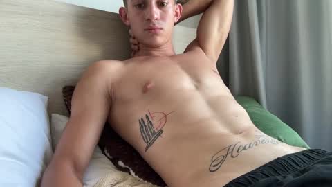 Snapshot of sexninjaboy_ chatting on April 2026 09:29:01 AM Jace online show from April 2026 09:29:01 AM