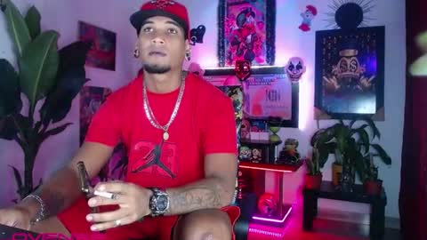 Aharon  ravelo online show from June 2026 02:58:01 AM