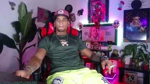 Aharon  ravelo online show from July 2026 03:01:01 AM
