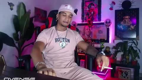 Aharon  ravelo online show from July 2026 05:11:01 AM