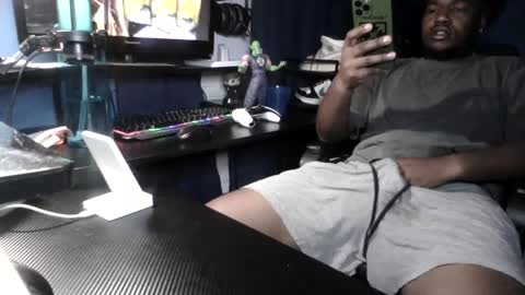 Snapshot of sexplug09 chatting on September 2025 04:16:01 AM sexplug09 online show from September 2025 04:16:01 AM