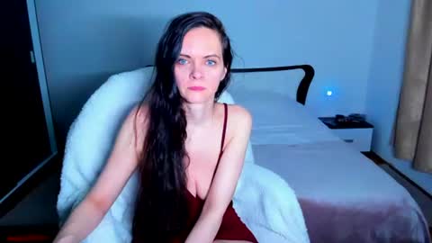 sexqueen1111 online show from July 2026 06:48:02 PM