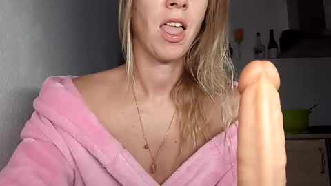 Verona online show from June 2026 02:22:02 AM