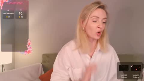 Snapshot of sexuallycorrect chatting on February 2025 04:48:02 PM Ray New video in bio online show from February 2025 04:48:02 PM