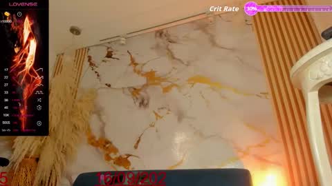 Tifanny Benitez  online show from September 2025 02:18:02 PM