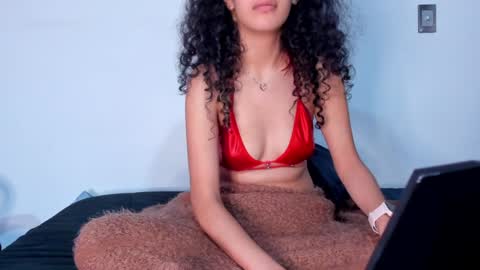 Snapshot of sexx_hunters chatting on December 2024 12:44:01 AM Jax and Lu online show from December 2024 12:44:01 AM