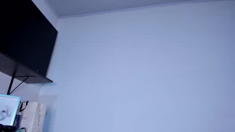 Snapshot of sexx_hunters chatting on January 2025 10:49:02 PM Jax and Lu online show from January 2025 10:49:02 PM