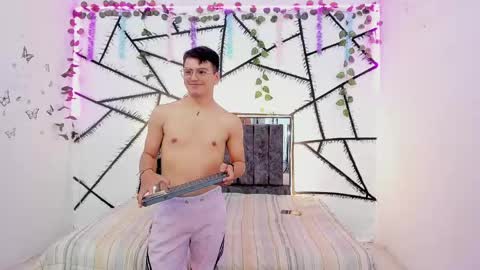 sexx_university online show from May 2026 08:00:01 AM
