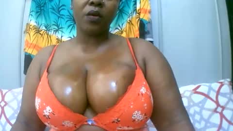 sexxi_ebony online show from February 2026 05:17:02 AM