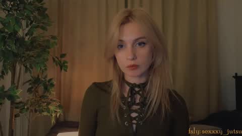 Snapshot of sexxxy_jutsu chatting on March 2025 09:48:01 PM Maria online show from March 2025 09:48:01 PM
