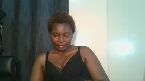 sexxy_amira online show from October 2025 04:48:01 AM