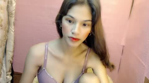 Dahlia online show from May 2026 08:38:01 PM