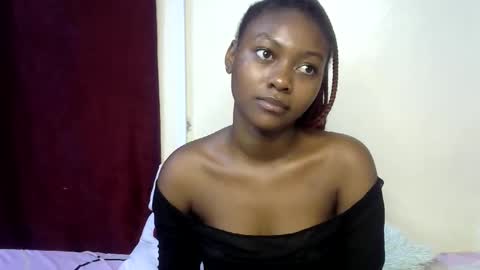 Snapshot of sexxy_divaa chatting on February 2026 06:36:02 AM vicky online show from February 2026 06:36:02 AM
