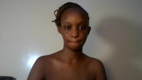Snapshot of sexxy_divva chatting on May 2026 09:29:02 AM sexxy_divva online show from May 2026 09:29:02 AM