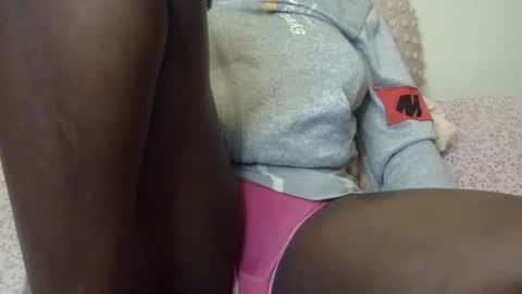 Snapshot of sexxy_maya1 chatting on November 2025 11:13:01 PM sexxy_maya1 online show from November 2025 11:13:01 PM