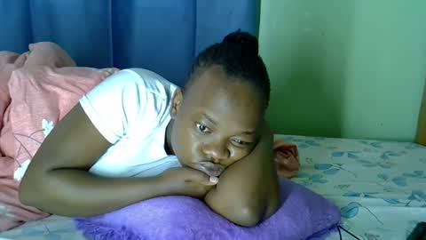 Snapshot of sexxybuttie chatting on September 2025 06:18:01 AM African Queen online show from September 2025 06:18:01 AM