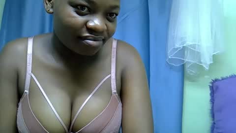 African Queen online show from May 2026 08:27:02 PM