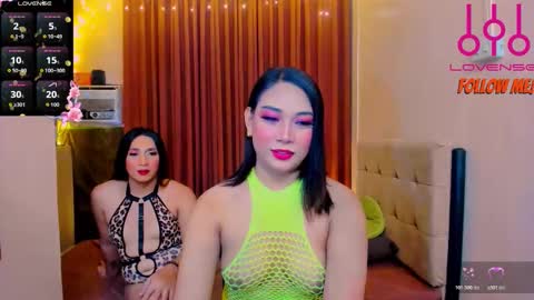 sexxyhotwild_nia online show from November 2025 02:43:02 AM