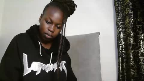 ivy online show from November 2025 07:02:02 AM