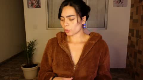 Snapshot of sexxylady__ chatting on February 2025 11:06:02 PM Angie online show from February 2025 11:06:02 PM