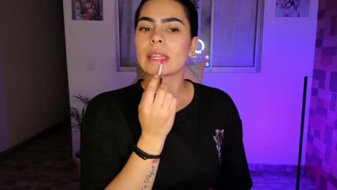 Snapshot of sexxylady__ chatting on March 2025 11:24:02 PM Angie online show from March 2025 11:24:02 PM