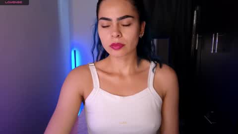 Snapshot of sexxylady__ chatting on September 2025 10:44:02 PM Angie online show from September 2025 10:44:02 PM