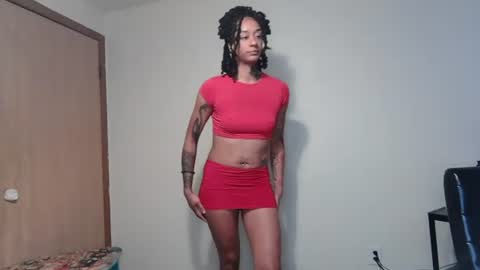 sexy6foot online show from June 2026 01:59:01 AM