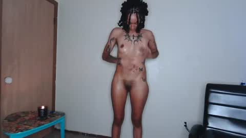 sexy6foot online show from June 2026 05:12:01 AM