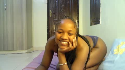 Snapshot of sexy_ariana_2 chatting on February 2025 04:03:02 PM Ariana online show from February 2025 04:03:02 PM