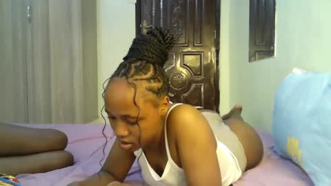 Snapshot of sexy_ariana_2 chatting on February 2025 06:58:01 PM Ariana online show from February 2025 06:58:01 PM