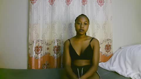 Snapshot of sexy_ariana_2 chatting on February 2025 06:17:02 AM Ariana online show from February 2025 06:17:02 AM