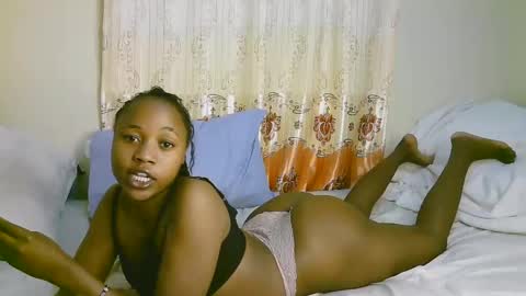 Snapshot of sexy_ariana_2 chatting on February 2025 02:00:02 PM Ariana online show from February 2025 02:00:02 PM