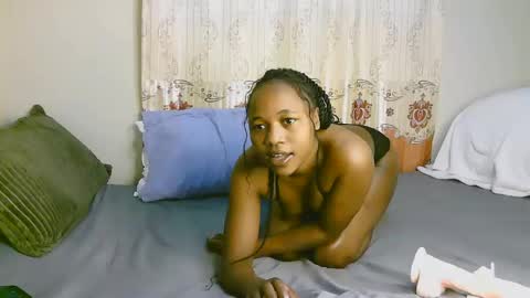 Snapshot of sexy_ariana_2 chatting on February 2025 02:14:02 PM Ariana online show from February 2025 02:14:02 PM