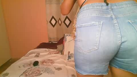 sexy_bluegirl online show from November 2025 03:29:02 PM