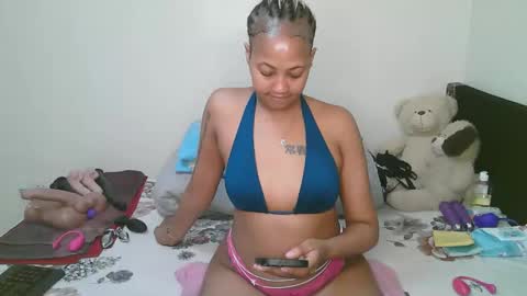 sexy_bluegirl online show from May 2026 04:22:01 PM