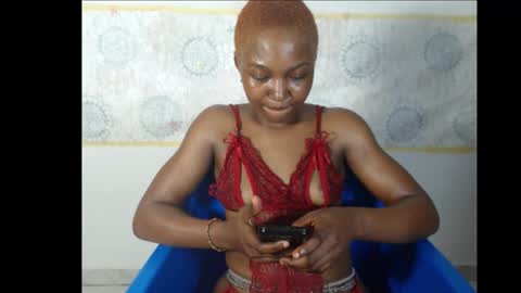 sexy_bluey247 online show from October 2025 08:38:02 PM