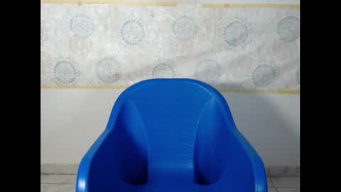 sexy_bluey247 online show from October 2025 09:37:01 PM