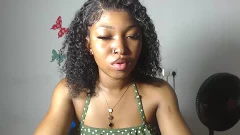 sexy_bluey247 online show from November 2025 08:09:01 PM