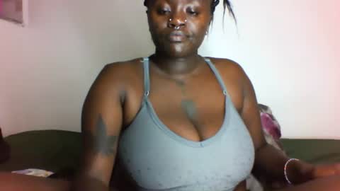 boobie girl online show from February 2026 11:14:01 PM