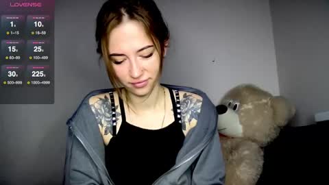 Kate online show from December 2024 08:39:02 AM