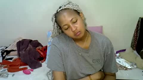 sexy_bubbie01 online show from May 2026 08:04:04 PM